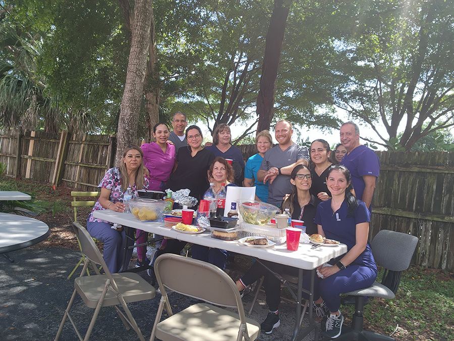 Florida Gardens Dental Center | Ceramic Crowns, Dental Fillings and Dental Cleanings